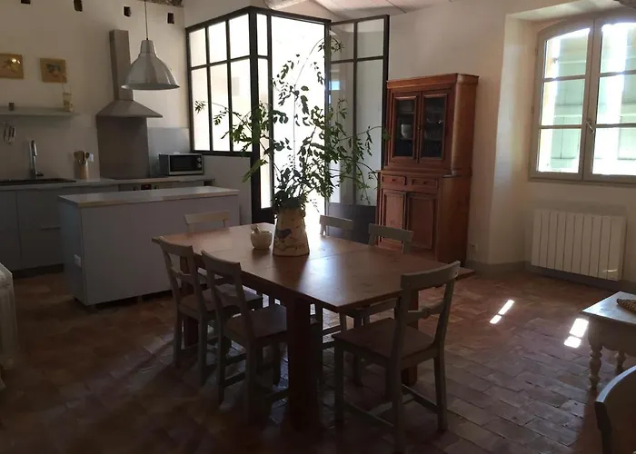 بيت للعطل Les Vendangeurs A 800 M De La